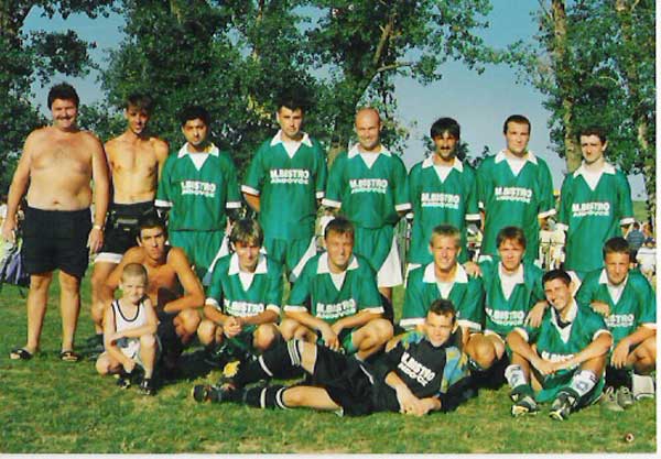 Fotka mustva v roku 2003.Foten na turnaji na Pozbe